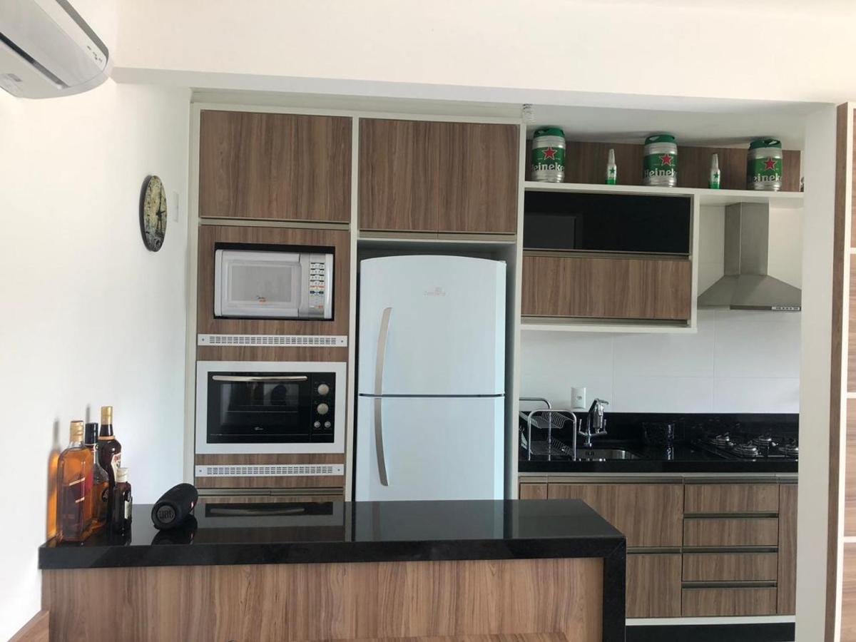 Lindo Apartamento Praia De Palmas Apartment Governador Celso Ramos Exterior photo